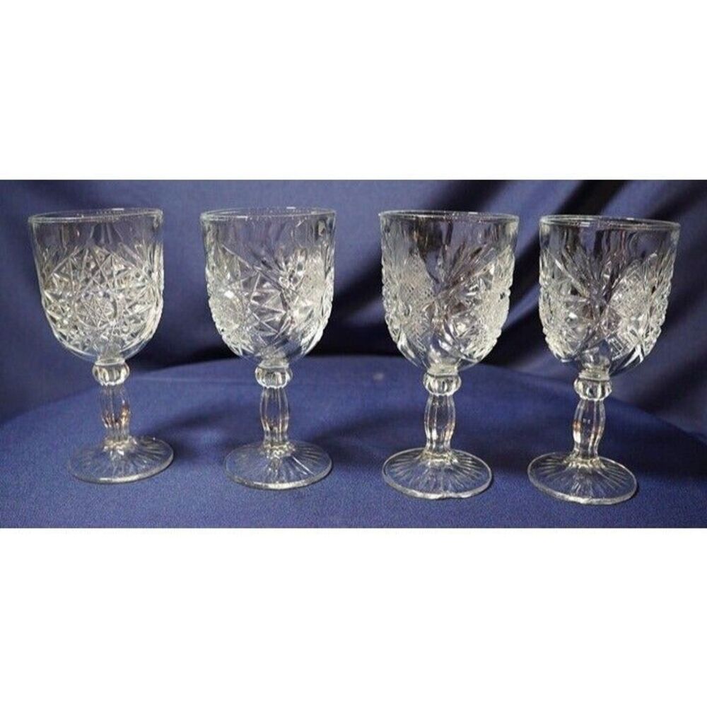 Water Goblet Hobstar by LIBBEY GLASS COMPANY 4 Piece Set -1  CHIP‎ (7d6)